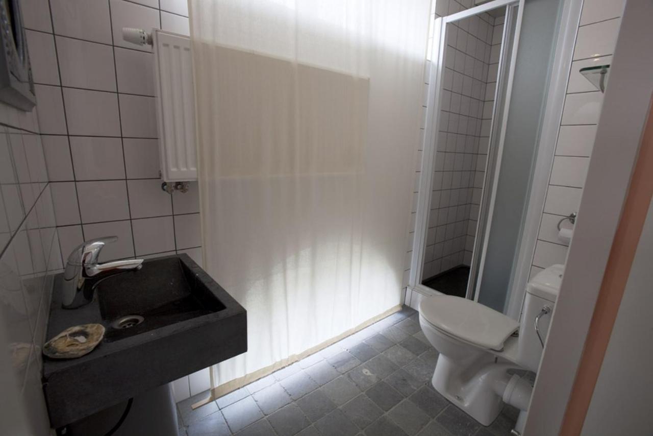 De Oude School 4 Pers App Apartment Vise Exterior photo